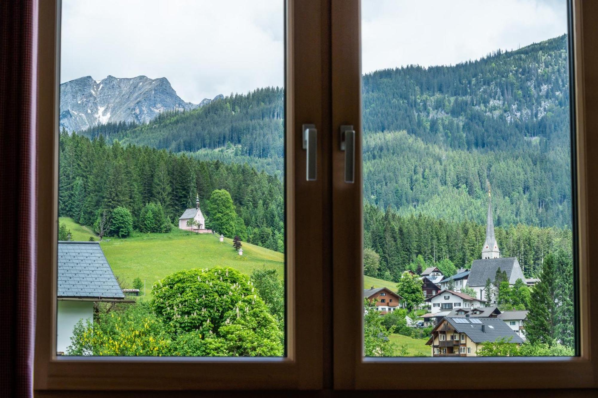 Haus Friedrich Hotel Гозау Екстериор снимка